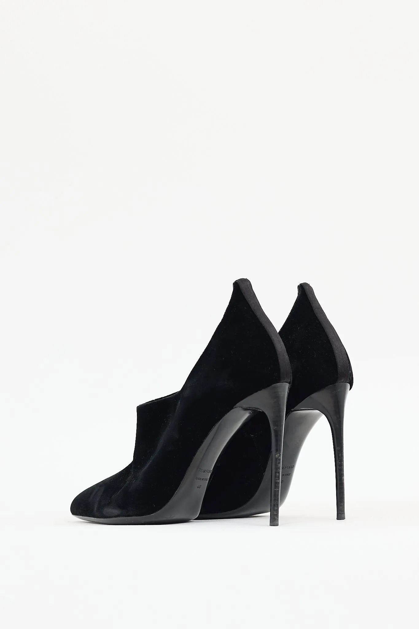 Black Velour Coulisse Ankle Boot